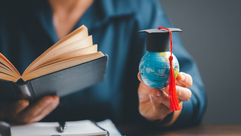 Staňte sa expertom na globálny obchod – študujte MBA medzinárodné vzťahy na Cardiff Academy